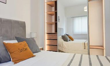 Departamento 2 ambientes, al frente con balcón / Zona centro.