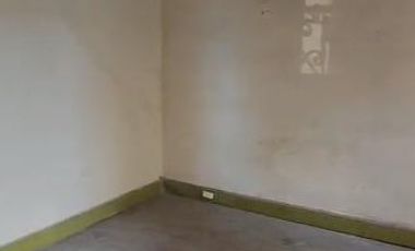 Casa en alquiler - 4 Dormitorios 1 Baño - La Plata