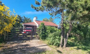 Casa en alquiler temporario - 2 Dormitorios 1 Baño - Chapadmalal