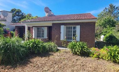 Casa en alquiler temporario - 2 Dormitorios 1 Baño - Chapadmalal