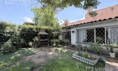 Chalet de 5 ambientes sobre lote de 12x25