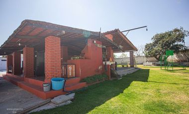 Casa de campo en Venta por carretera a Chapala, Jalisco.