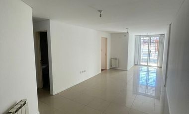 ALQUILO 2 DOR Bº GRAL. PAZ