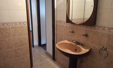 Alquiler de Departamento 3 Ambientes  en Ramos Mejia Planta Baja al frente con patio