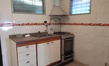 Alquiler de Departamento 3 Ambientes  en Ramos Mejia Planta Baja al frente con patio