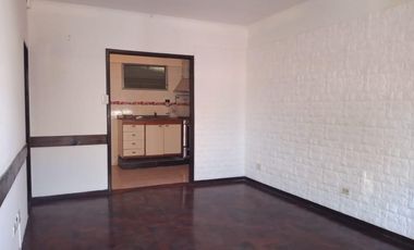 Alquiler de Departamento 3 Ambientes  en Ramos Mejia Planta Baja al frente con patio