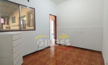 Alquiler de Departamento 3 Ambientes  en Ramos Mejia Planta Baja al frente con patio