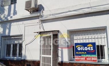 Alquiler de Departamento 3 Ambientes  en Ramos Mejia Planta Baja al frente con patio
