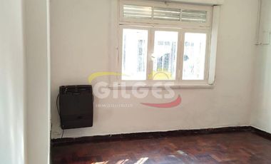 Alquiler de Departamento 3 Ambientes  en Ramos Mejia Planta Baja al frente con patio