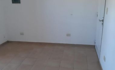 Departamento en alquiler - 1 Dormitorio 2 Baños - Berisso