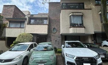 CASA EN CONDOMINIO EN VENTA, OLIVAR DE LOS PADRES.