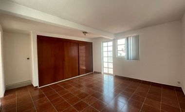 Casa en Renta, Valle Dorado, 3 Recamaras