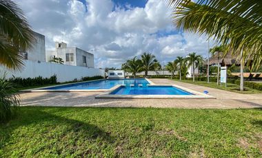 Casa en Venta en Privada Celestún, Fracc. Las Palmas, Kanasín