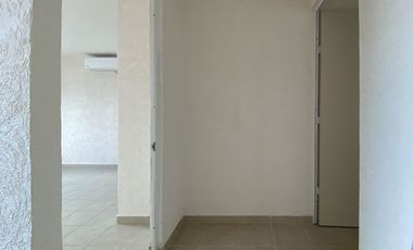 Casa en Venta en Privada Celestún, Fracc. Las Palmas, Kanasín