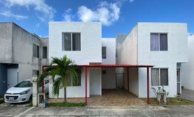 Casa en Venta en Privada Celestún, Fracc. Las Palmas, Kanasín