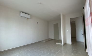 Casa en Venta en Privada Celestún, Fracc. Las Palmas, Kanasín