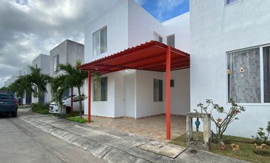 Casa en Venta en Privada Celestún, Fracc. Las Palmas, Kanasín