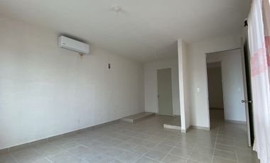 Casa en Venta en Privada Celestún, Fracc. Las Palmas, Kanasín