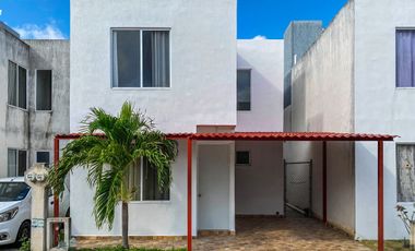 Casa en Venta en Privada Celestún, Fracc. Las Palmas, Kanasín