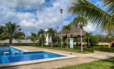 Casa en Venta en Privada Celestún, Fracc. Las Palmas, Kanasín