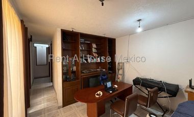 Casa en Venta en Emilio Carranza ,Venustiano Carranza NF 26-144.
