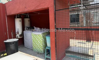 Casa en Venta en Emilio Carranza ,Venustiano Carranza NF 26-144.