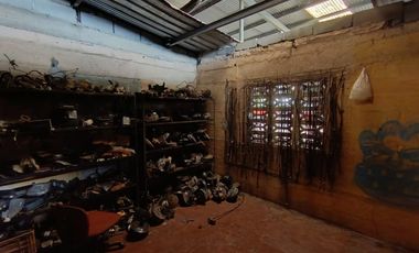 Terreno en venta o alquiler con galera en La Chorrera (DR)