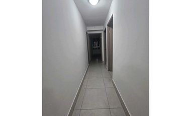 ALQUILO APARTAMENTO PH GREEN WOOD TORRE 100