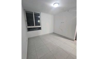 ALQUILO APARTAMENTO PH GREEN WOOD TORRE 100