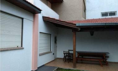 MOGOTES; AMPLIO CHALET  A 100 MTS DE LA COSTA (2º enero)