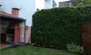 MOGOTES; AMPLIO CHALET  A 100 MTS DE LA COSTA (2º enero)