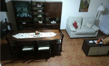 MOGOTES; AMPLIO CHALET  A 100 MTS DE LA COSTA (2º enero)