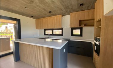 COSTA ESMERALDA- MARITIMO III LOTE 2 - VENTA