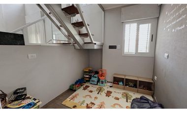 VENTA HERMOSA CASA 4 DORMITORIOS APTA CRÉDITO HIPOTECARIO