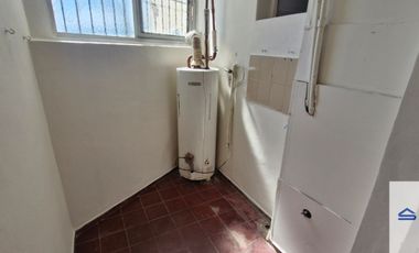 Departamento en alquiler c/ cochera en Luzuriaga