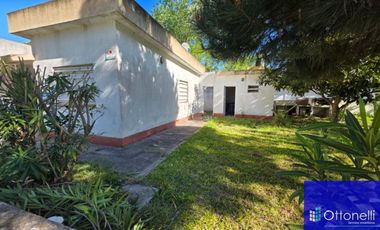 Casa en venta c/ cochera en Mar del Tuyú