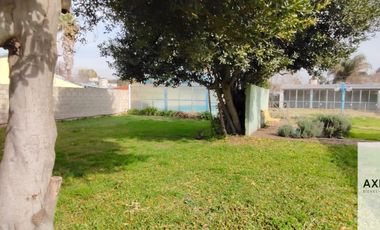 Complejo en Villa Elisa formado por casa, dos S.U.M, pileta climatizada, taller