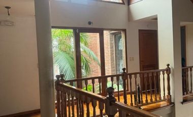 Chalet en venta en Bernal Centro