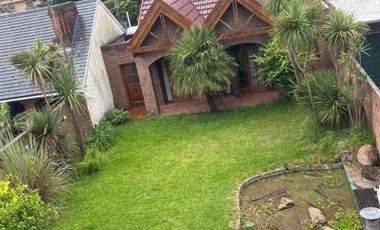 Chalet en venta en Bernal Centro