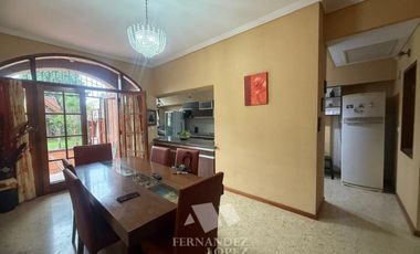 Chalet en venta en Bernal Centro