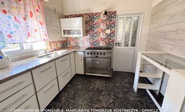 Casa en venta c/ cochera en Burzaco