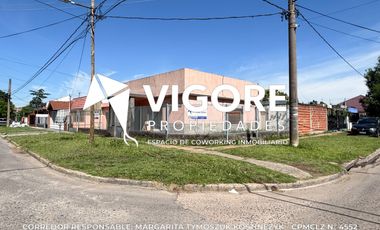 Casa en venta c/ cochera en Burzaco