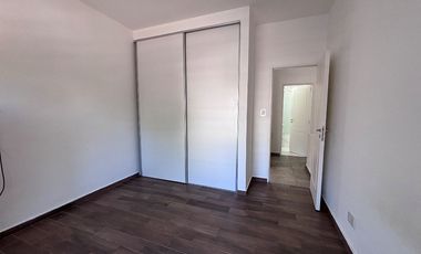 Casa PH en alquiler en Lanus Oeste