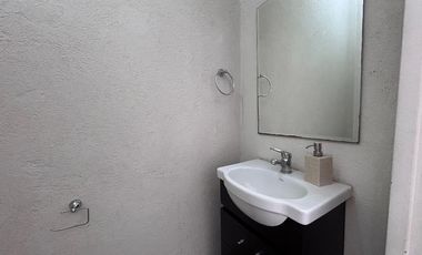 Casa PH en alquiler en Lanus Oeste