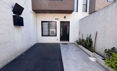 Casa PH en alquiler en Lanus Oeste