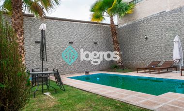 CASA EN ALQUILER CON COCHERA - TRES CERRITOS