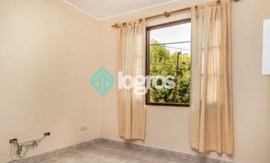 CASA EN ALQUILER CON COCHERA - TRES CERRITOS