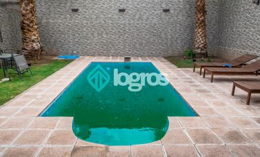 CASA EN ALQUILER CON COCHERA - TRES CERRITOS