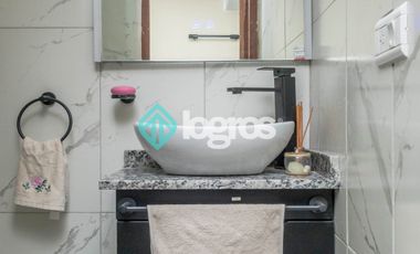 CASA EN ALQUILER CON COCHERA - TRES CERRITOS