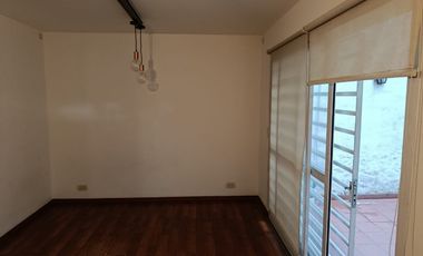 Casa PH en alquiler en Moron Centro